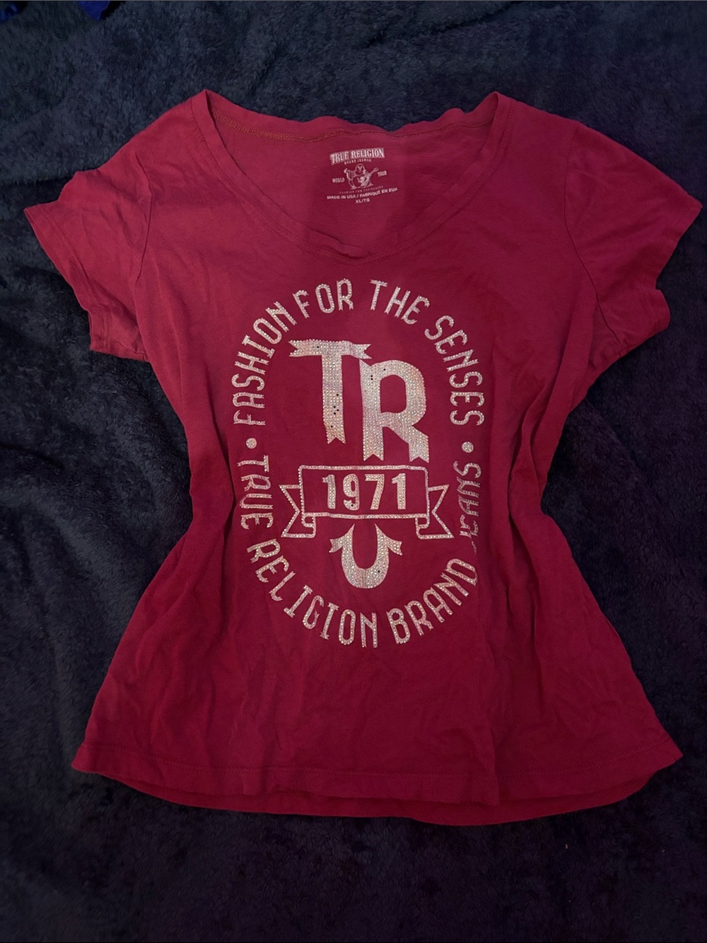 True Religion Women's Burgundy Graphic Short Sleeve Tee